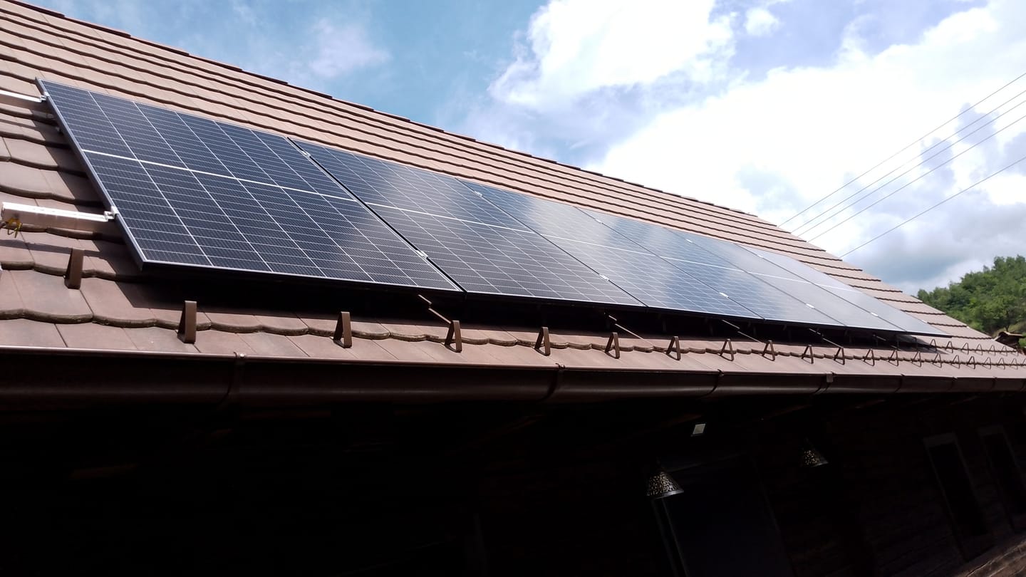 Customer photo review of Panou Fotovoltaic 455W Astronergy Bifaciale