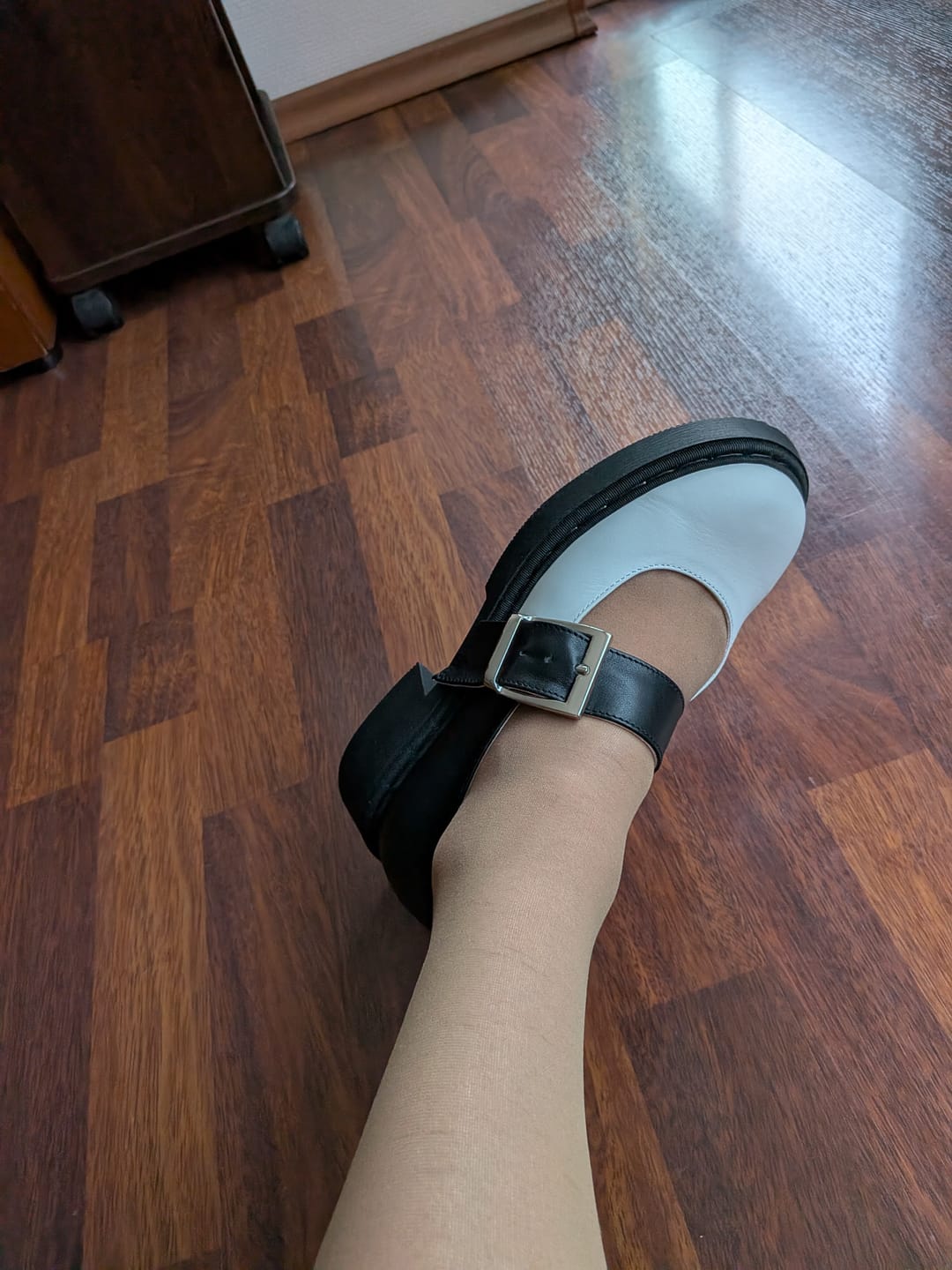 Customer photo review of Mėnulis Closed Toe Sandals