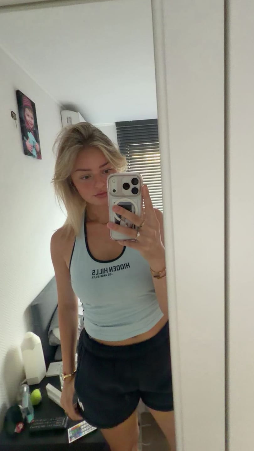 Customer photo review of STRIPED HALTER TOP LIGHT BLUE/NAVY