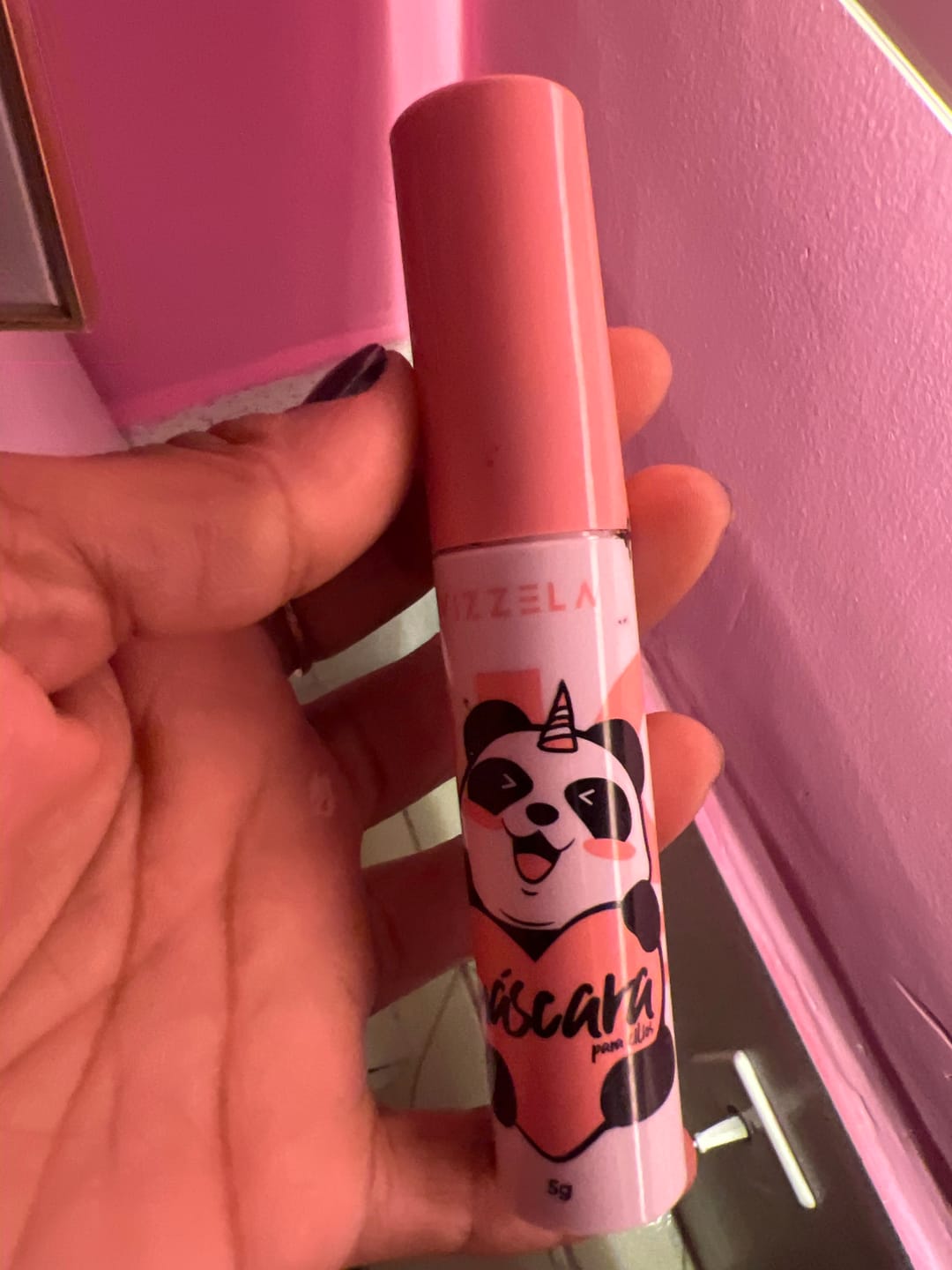 Customer photo review of Máscara Para Cílios Big No Panda Vizzela - Preta