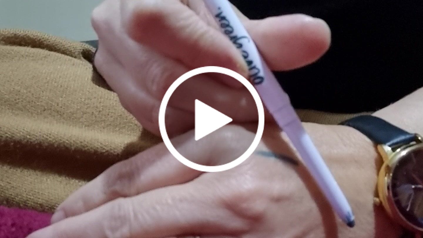 Customer video review of Lapiseira Para Olhos Olive Green - Vizzela - Verde Oliva Efeito Metalizado