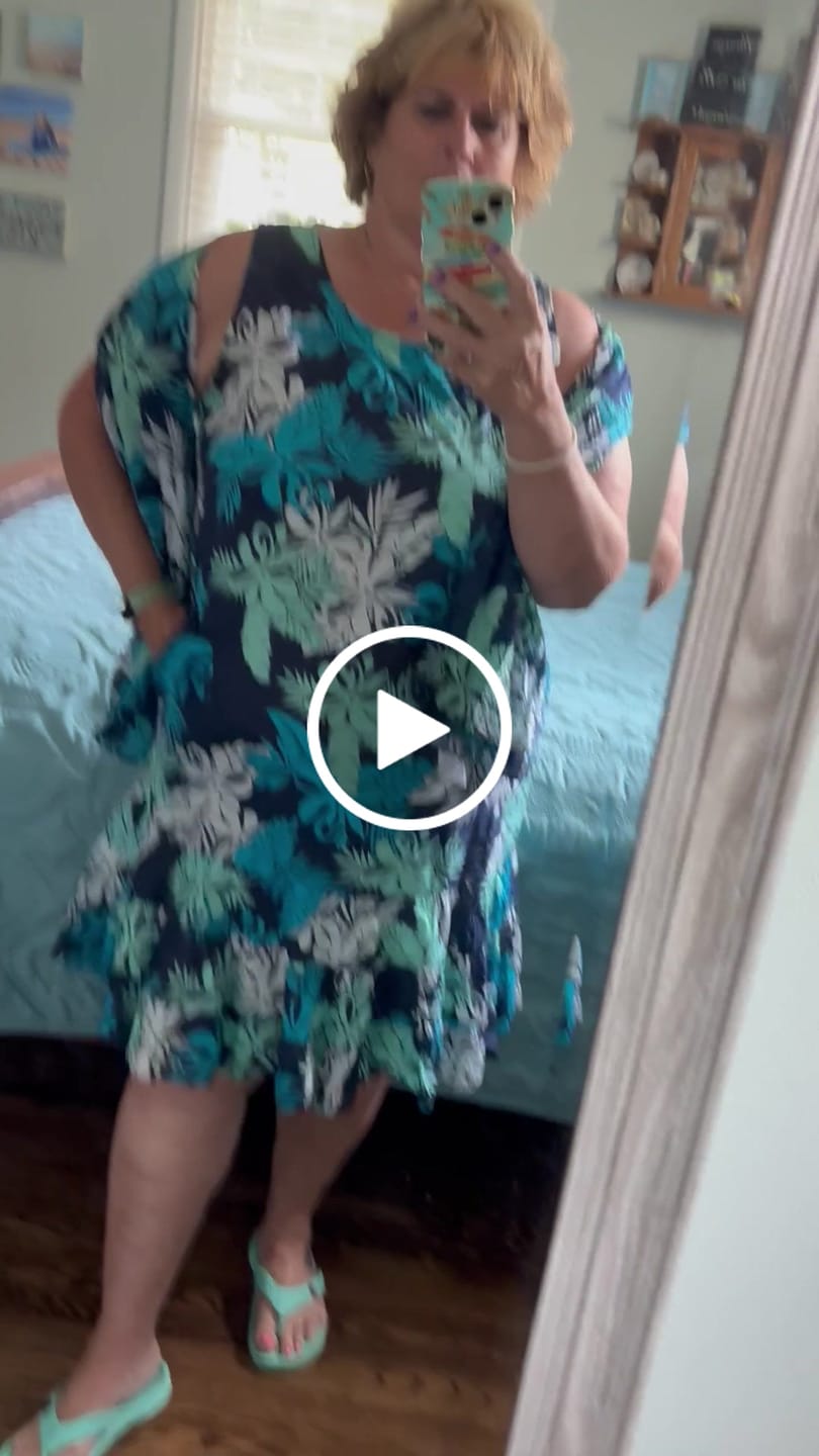 Customer video review of Hibiscus Cotton Vacation Dress