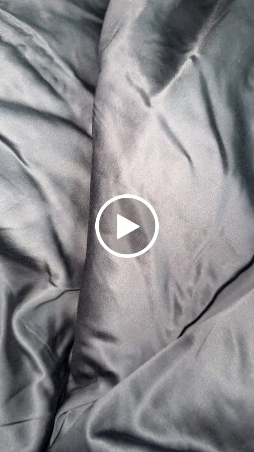 Customer video review of Cozy Cooling Sheets