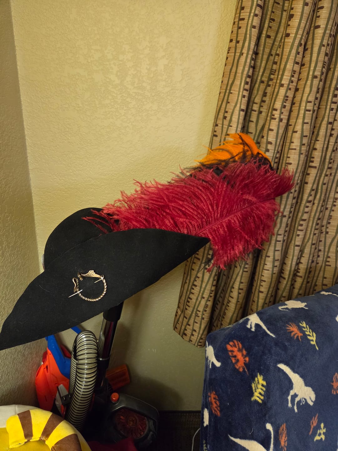 Customer photo review of Ostrich Plumes – The ultimate choice for designers and performers