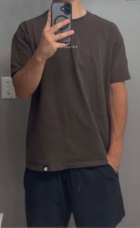 Customer photo review of 401 Essential Jacked Tees