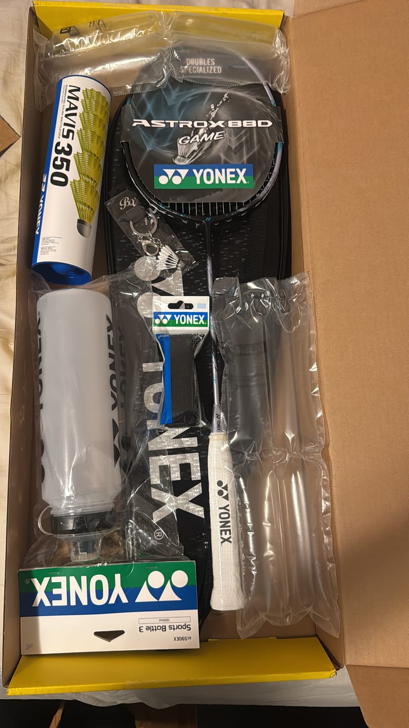 Customer photo review of Yonex ASTROX 88D GAME Strung Badminton Racket [Black/Silver]