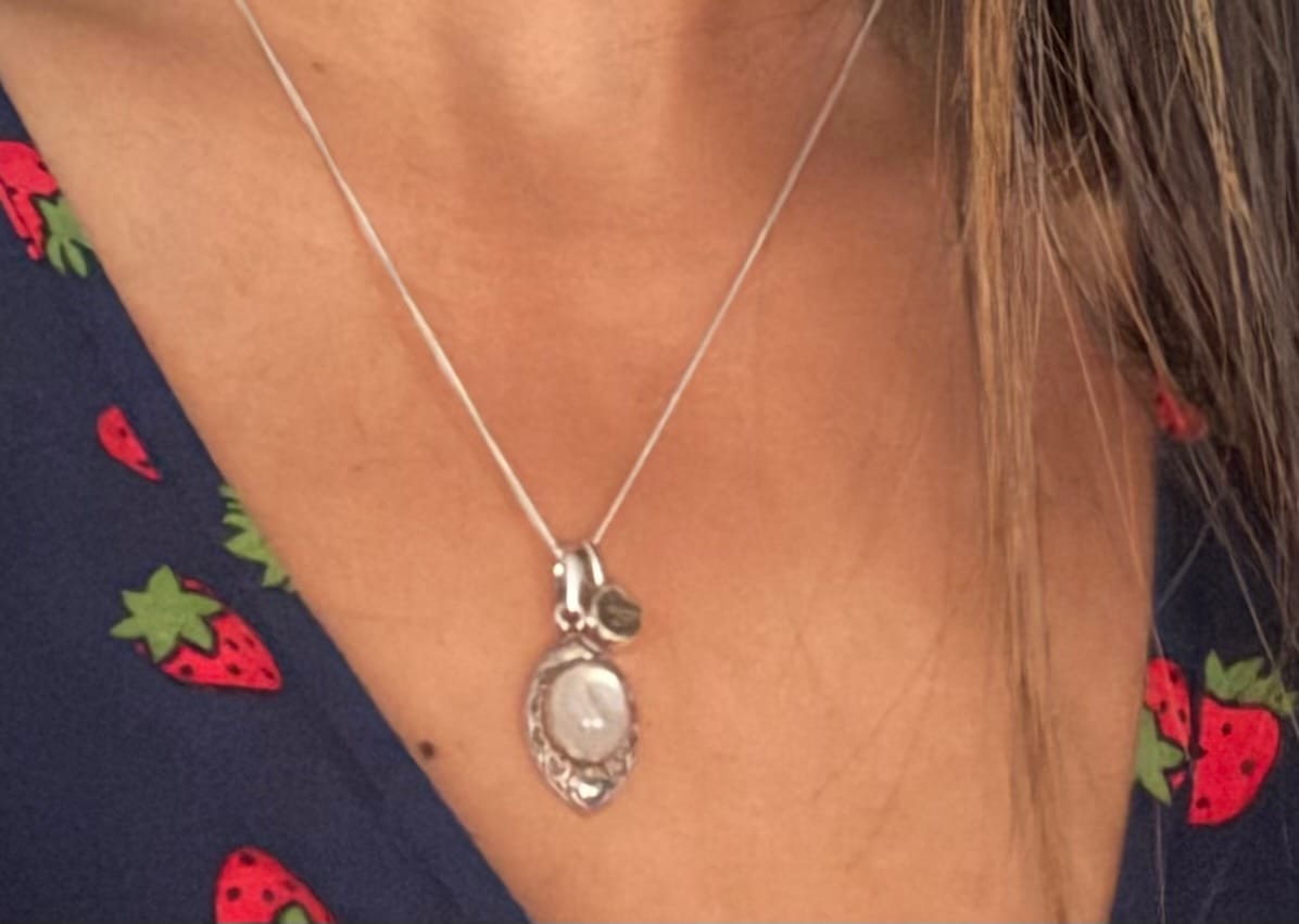 Customer photo review of Moldavite - Mini necklace pendant