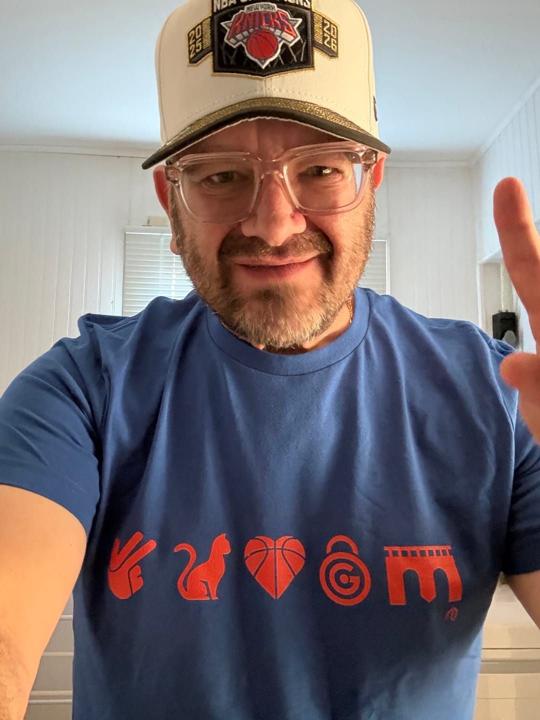 Customer photo review of NYK 5 Icons T-Shirt