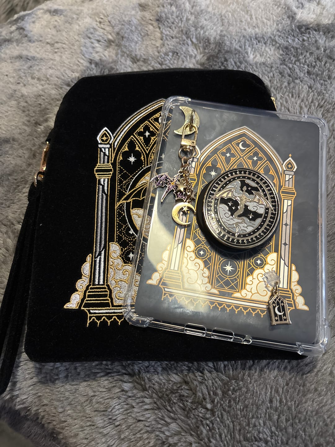 Customer photo review of Dragon Lore eReader Sticker Insert