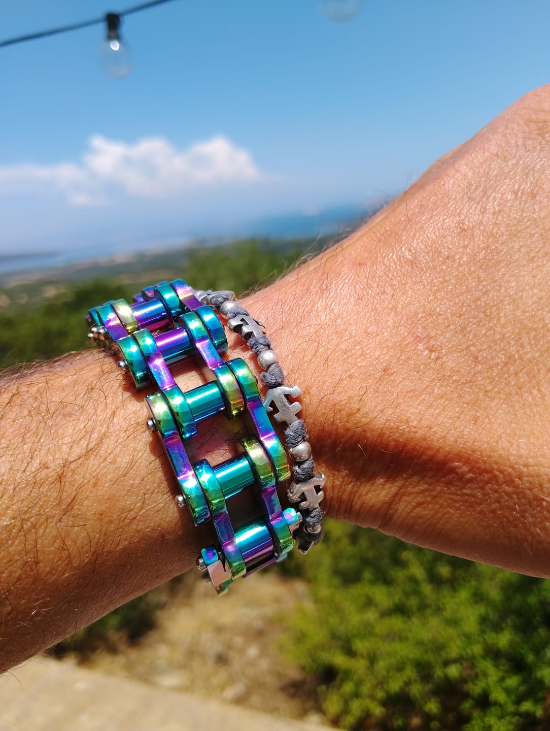 Customer photo review of Cycolinks Mens Rainbow Bracelet