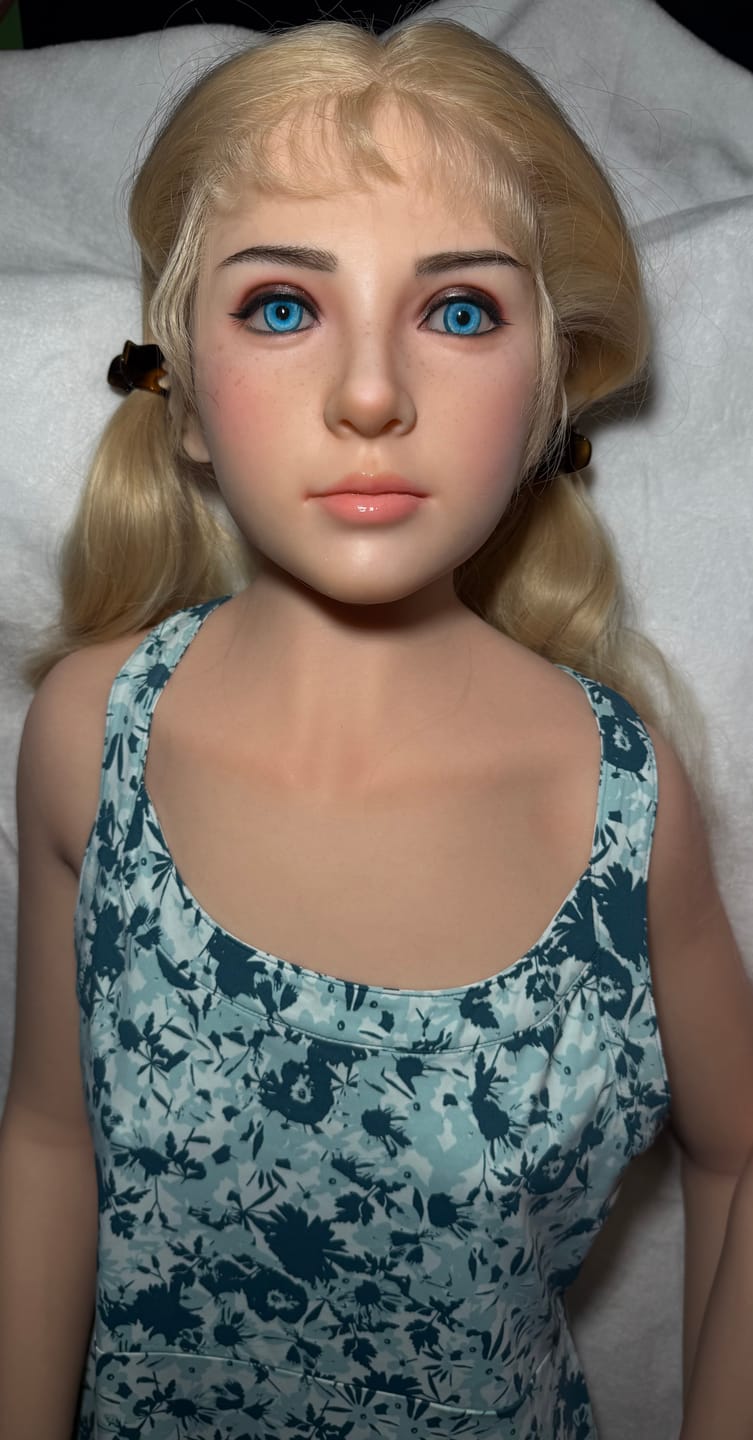 Customer photo review of US Stock - Shae 4.92ft/ 150cm S22 Head Full Silicone Most Realistic Blonde Girl Flat Chest Sex Doll