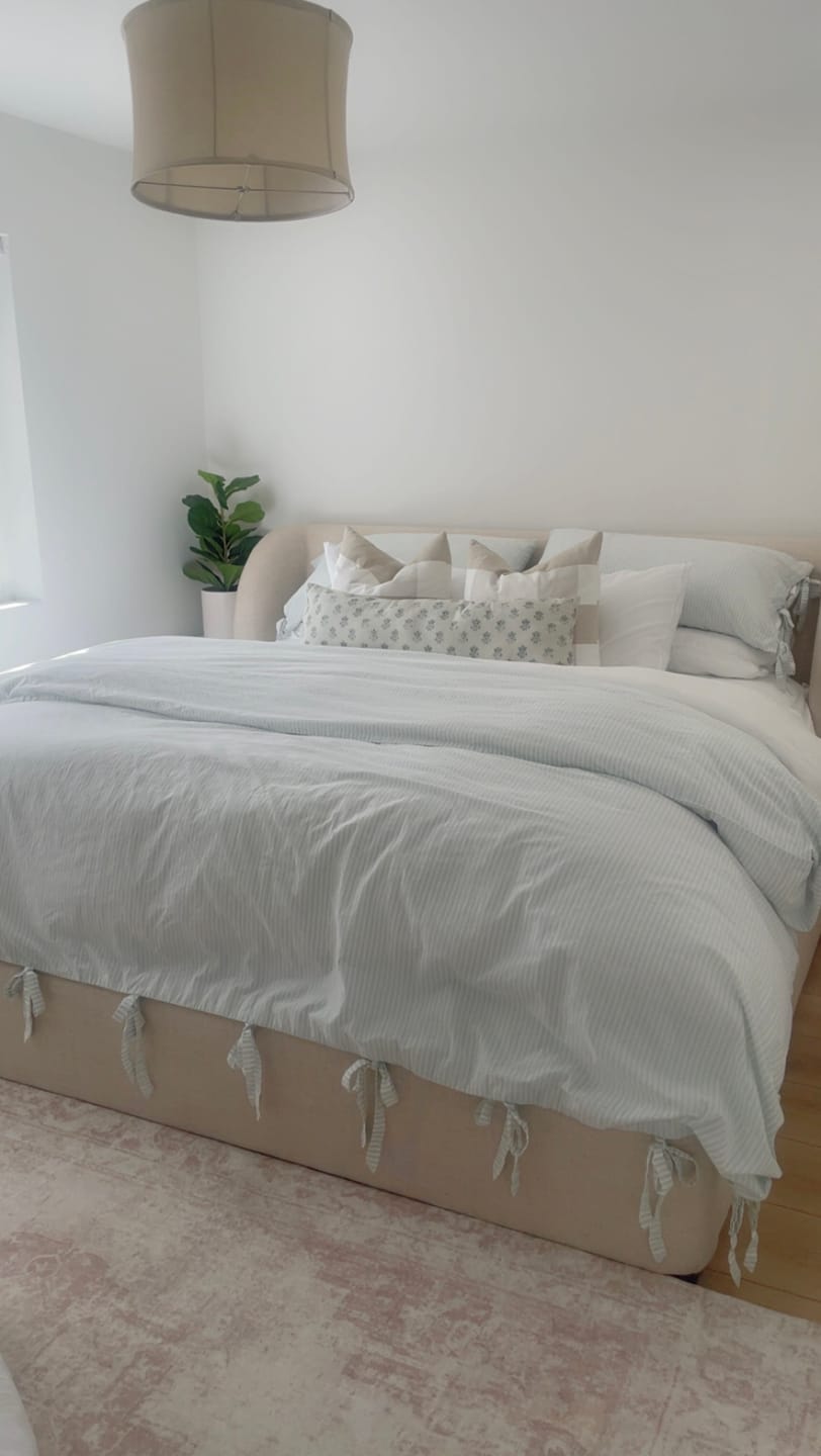 Customer photo review of Lyla in Blue - 12x40"