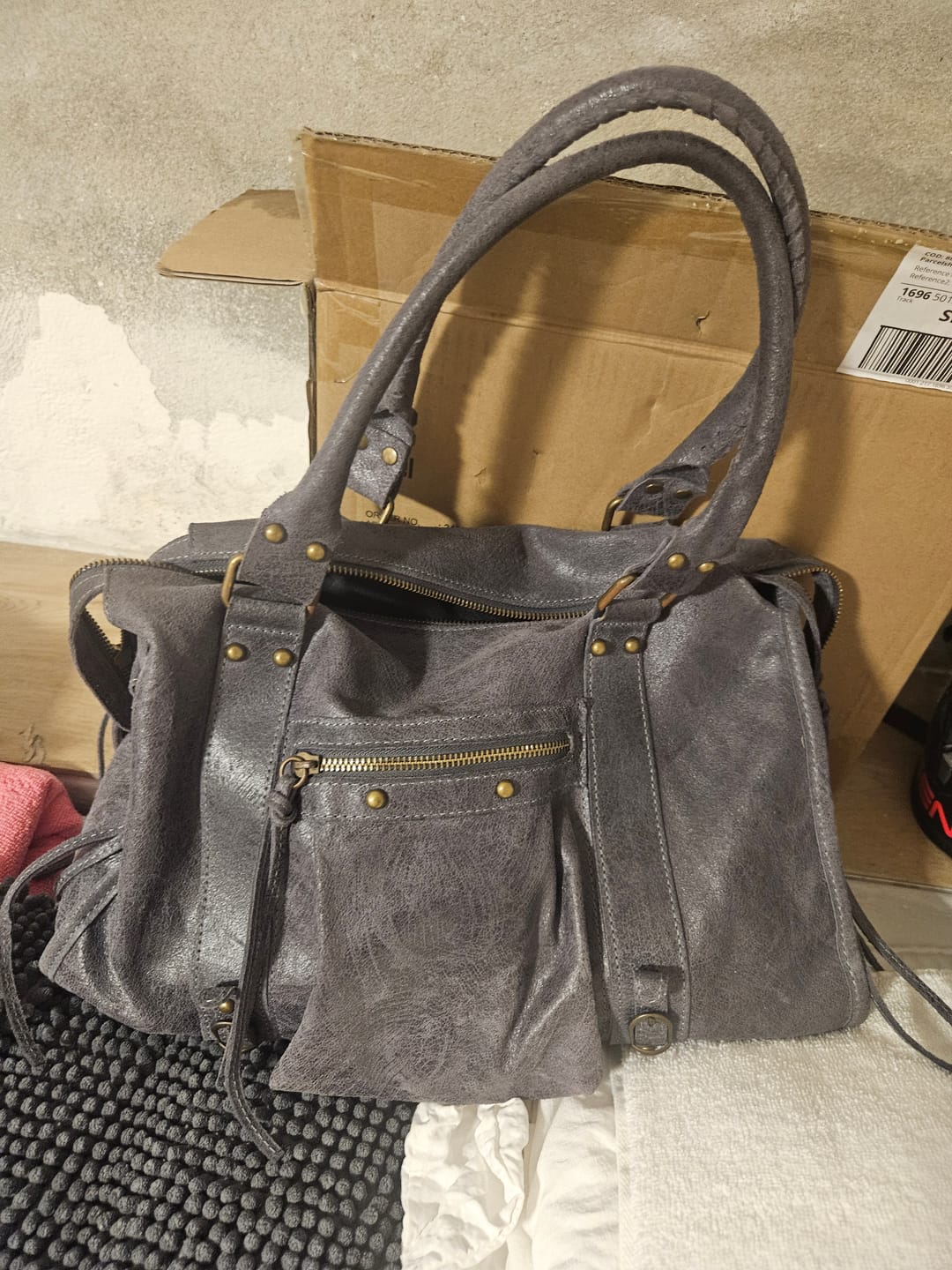 Customer photo review of It girl bag vintage blue