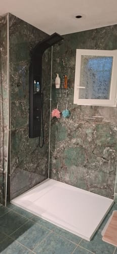 Customer photo review of Silicone Sanitaire Blanc Étanchéité Parfaite pour Panneaux 290 ML - BYMYDECO