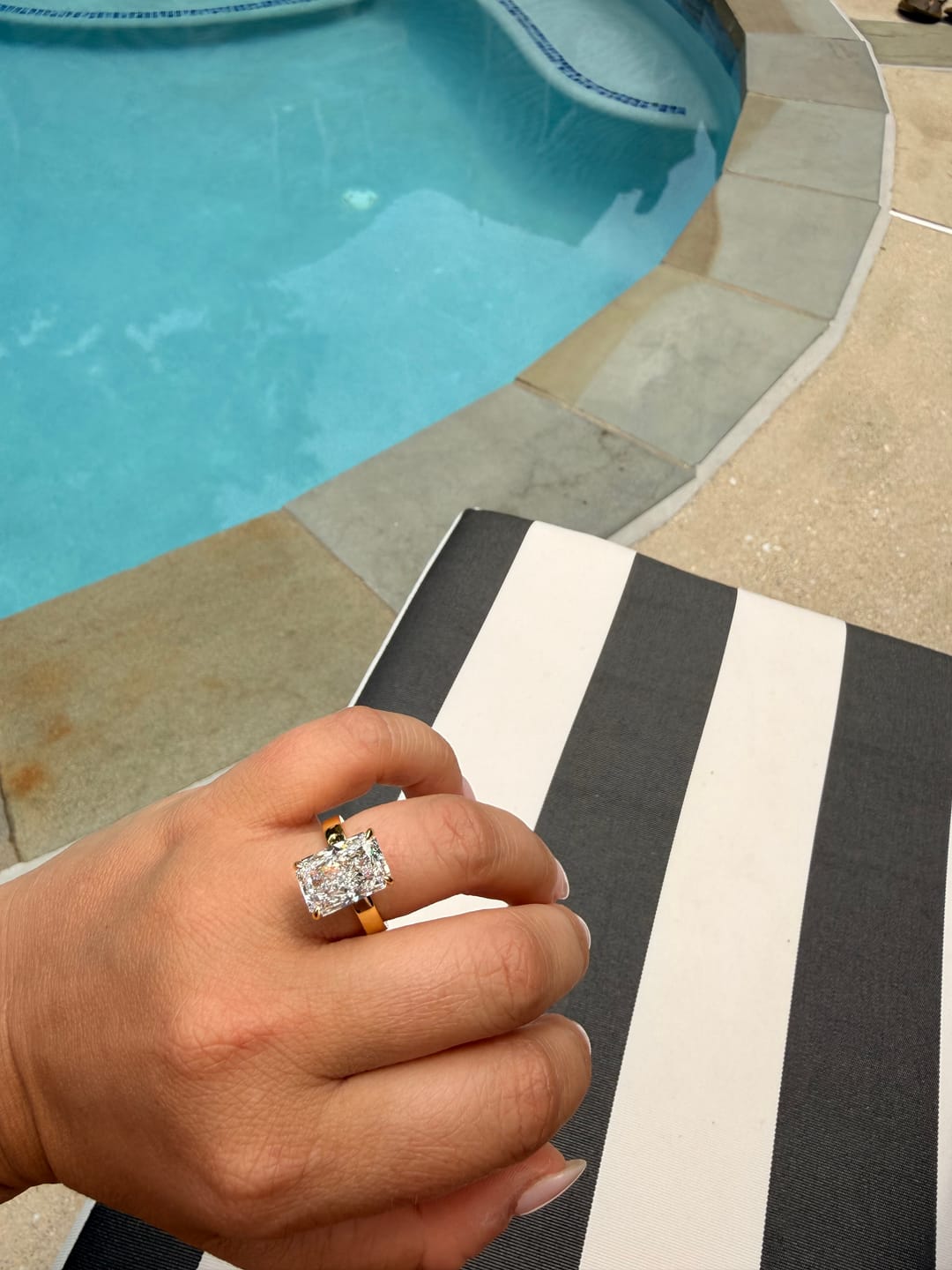 Customer photo review of S925 7.0Ct Radiant Cut Wide Band Engagement Ring For Woman
