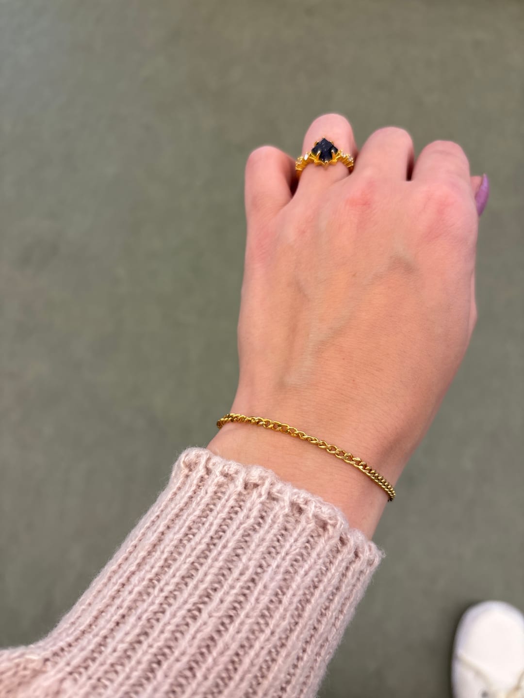 Customer photo review of Tilumé. Sada permanentých náramkov
