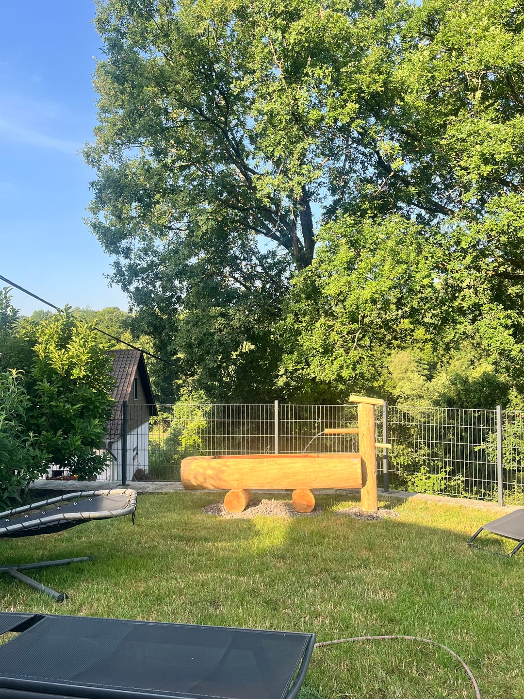 Customer photo review of Holzbrunnen ,,Watzmann" Lärchenbrunnen Säule stirnseitig