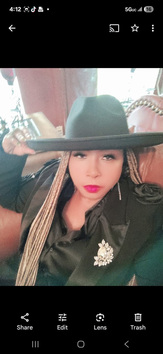 Customer photo review of Dallas Pencil Brim Fedora - Black