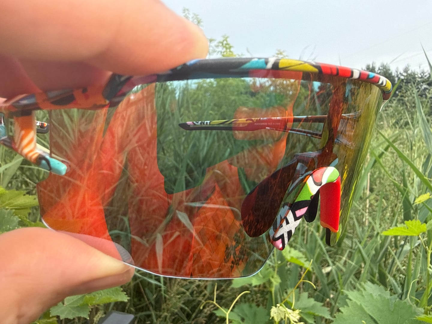 Customer photo review of ROCKBROS Malowane Okulary Rowerowe Fotochromowe Okulary Kolarskie Wiatroszczelne UV400