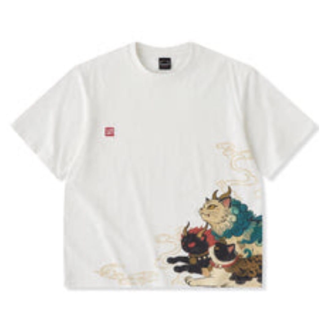 Customer photo review of 【予約】「山海経・霊獣」プリント＆KaraKu刺繡入りコットンTee