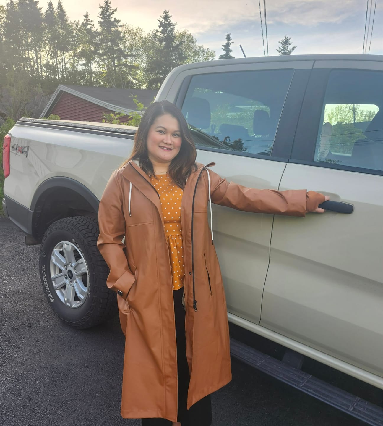 Customer photo review of The petite - Caramel