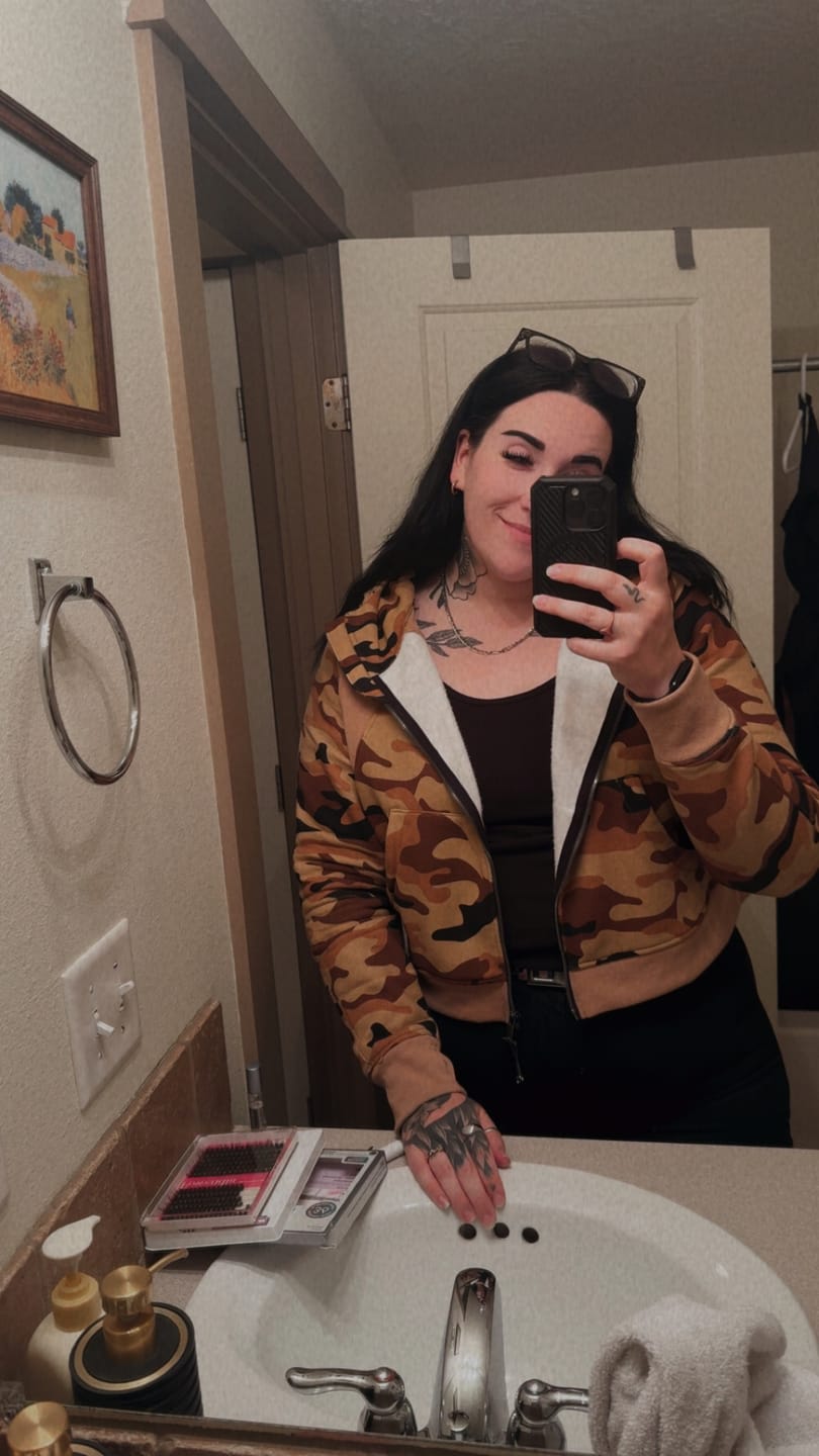 Customer photo review of Women's Full Zip Hoodie in Ranger