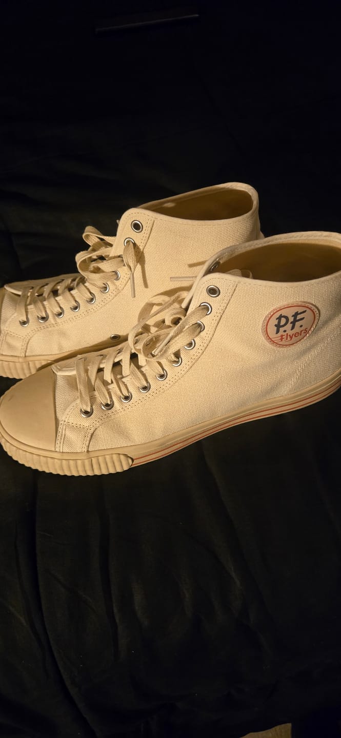 Customer photo review of Center Vintage High-Top White/Biscotti