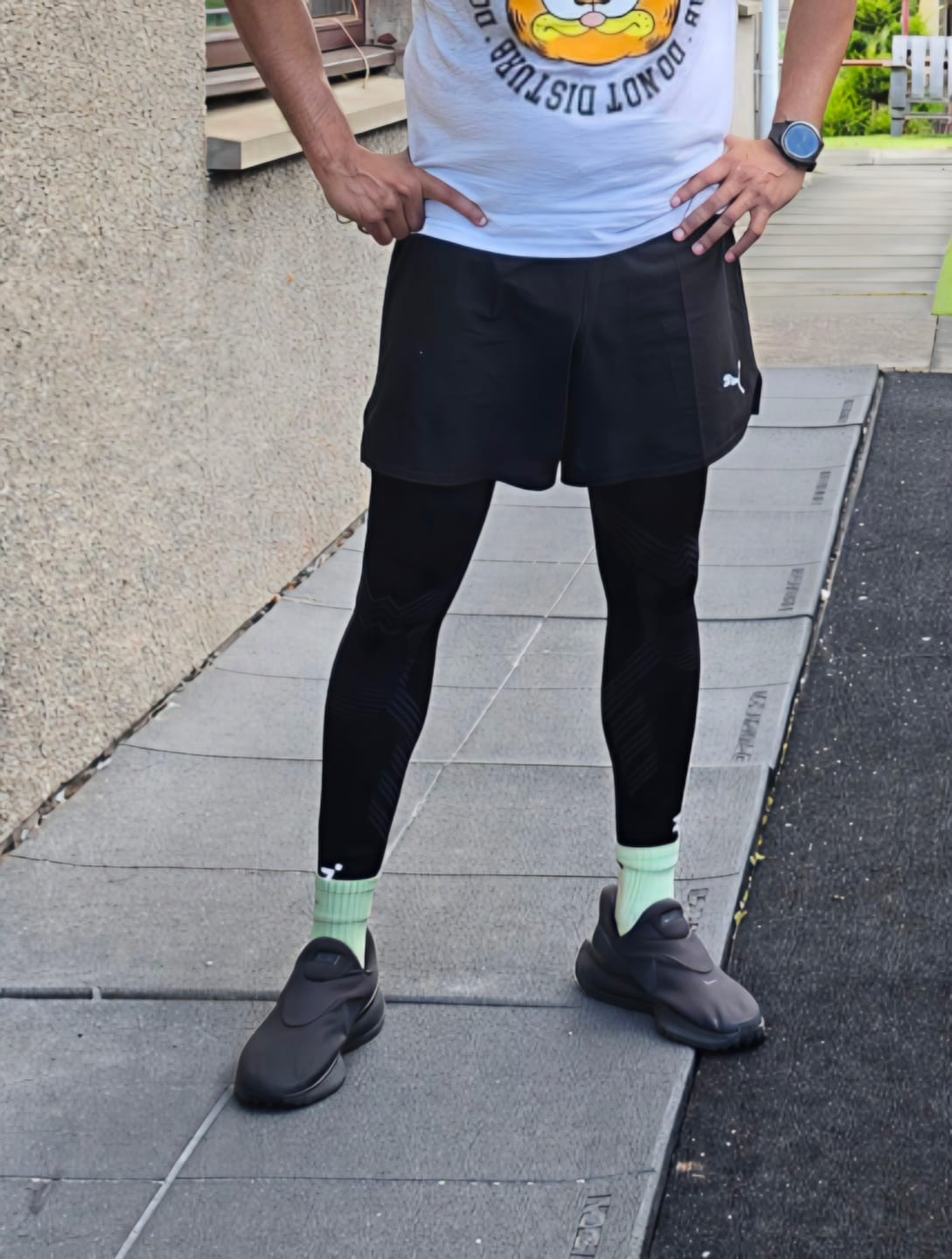 Customer photo review of KniTec V2 - Compression Sleeves For Knees & Legs