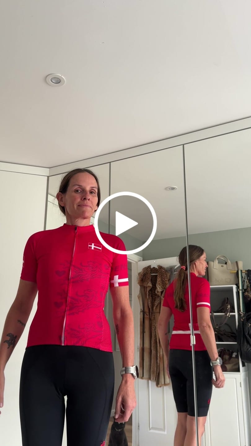 Customer video review of Denmark Cycling Jersey