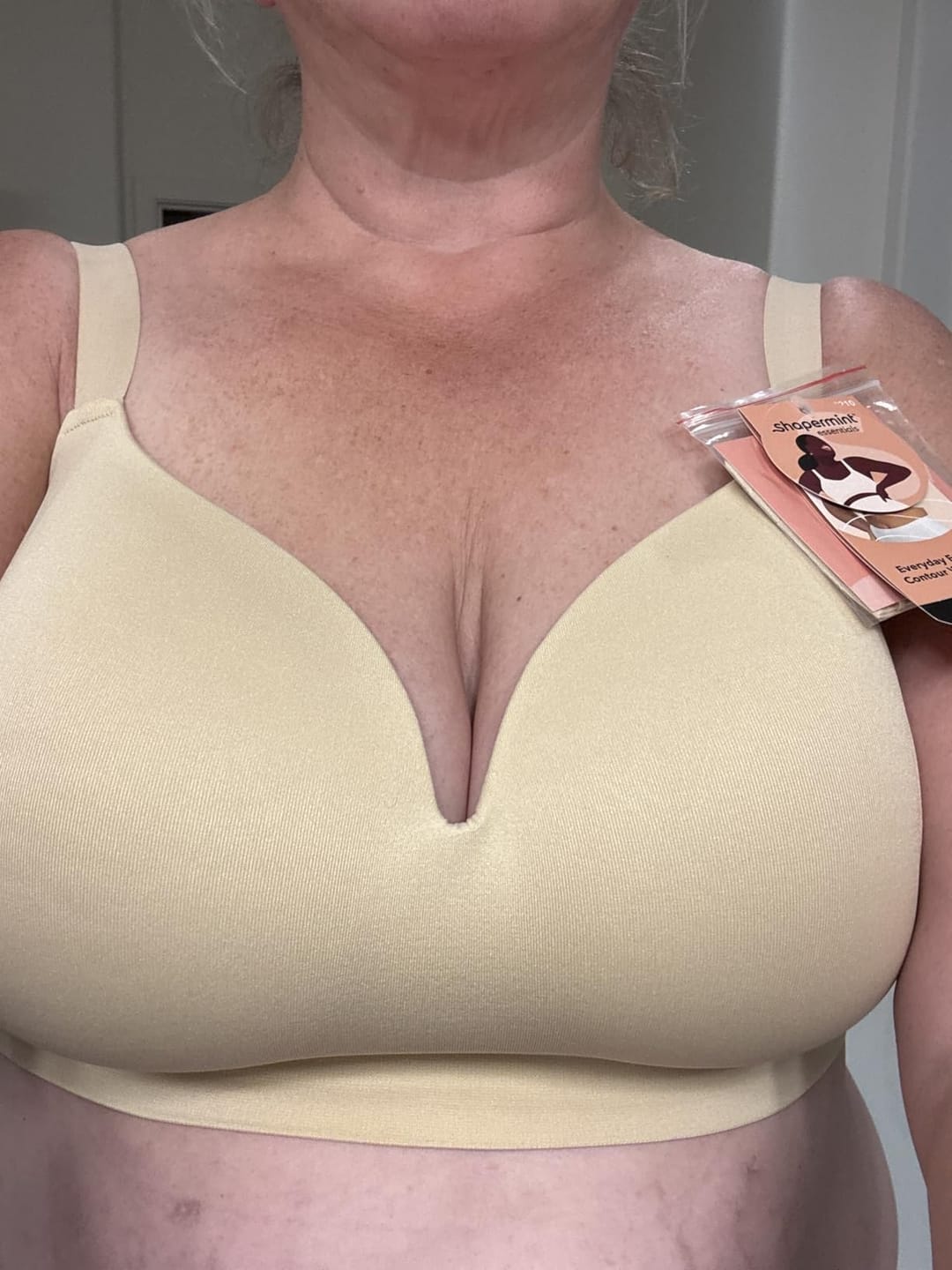 Customer photo review of ButterLift Wireless Support Bra