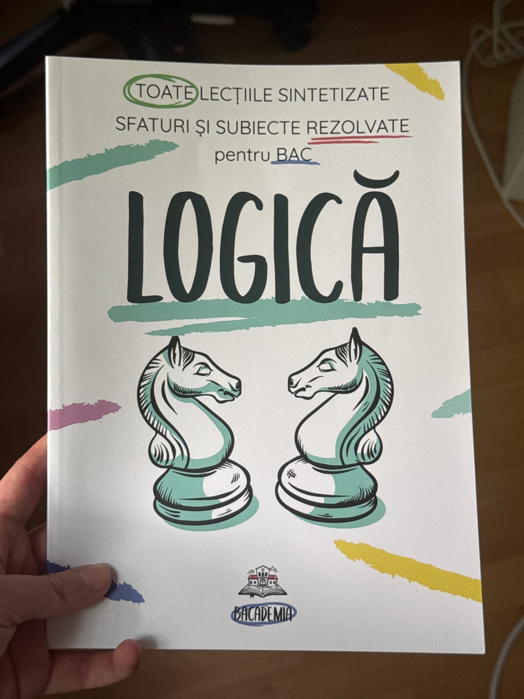 Customer photo review of Carte Logică Bacalaureat Bacademia