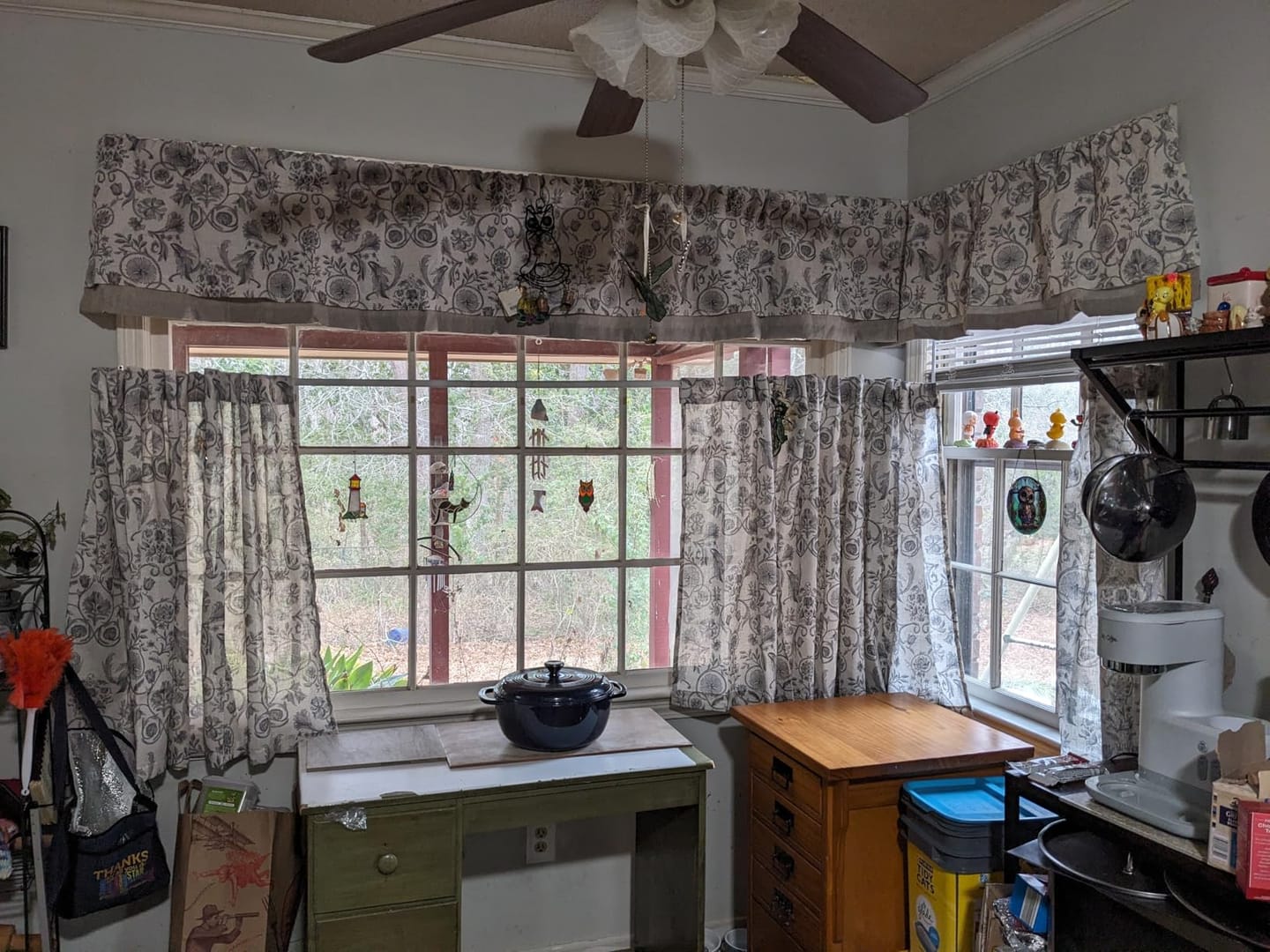 Customer photo review of Vintage Symmetrical Vine & Floral Pattern Kitchen Curtains
