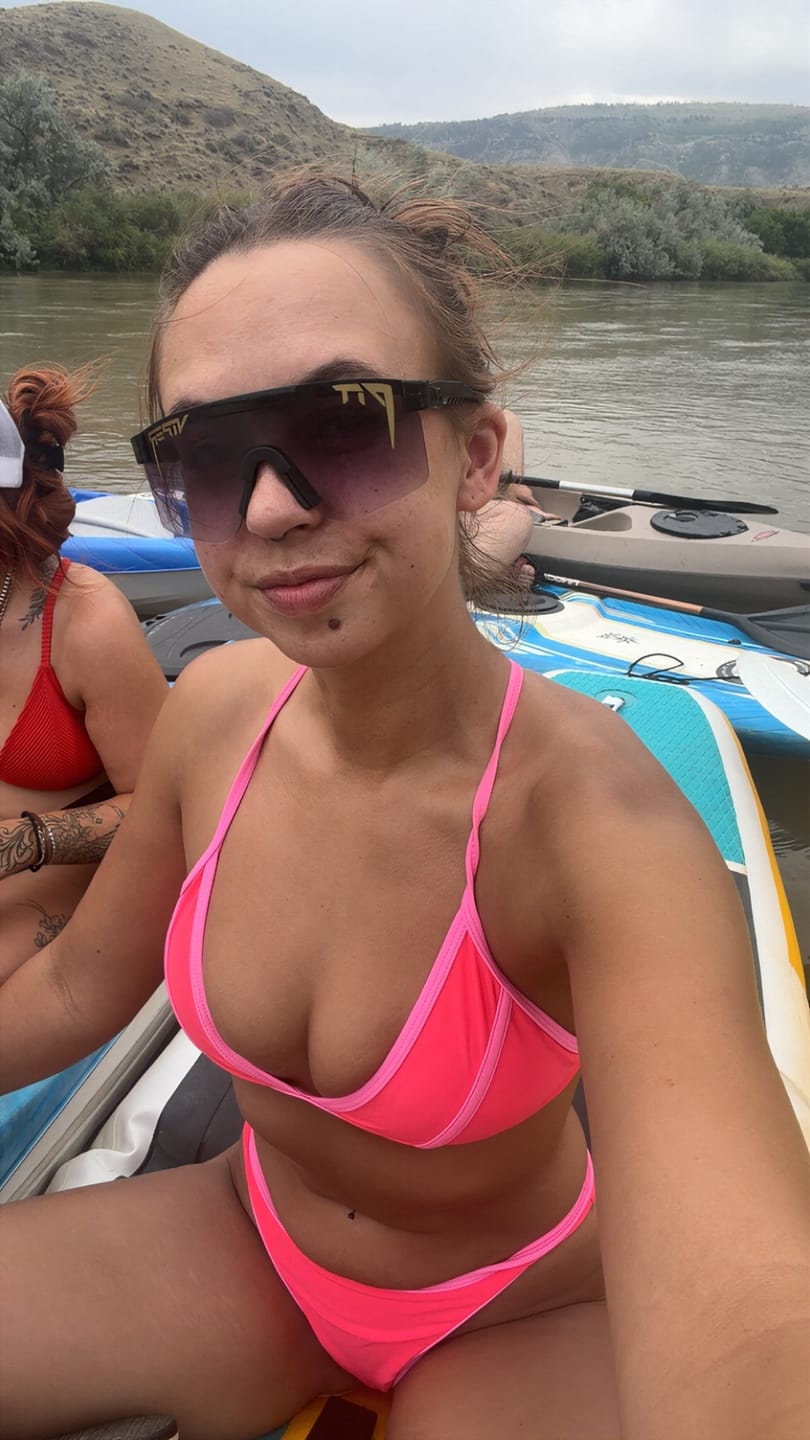 Customer photo review of LILY Melon Pop Minimal Triangle Top