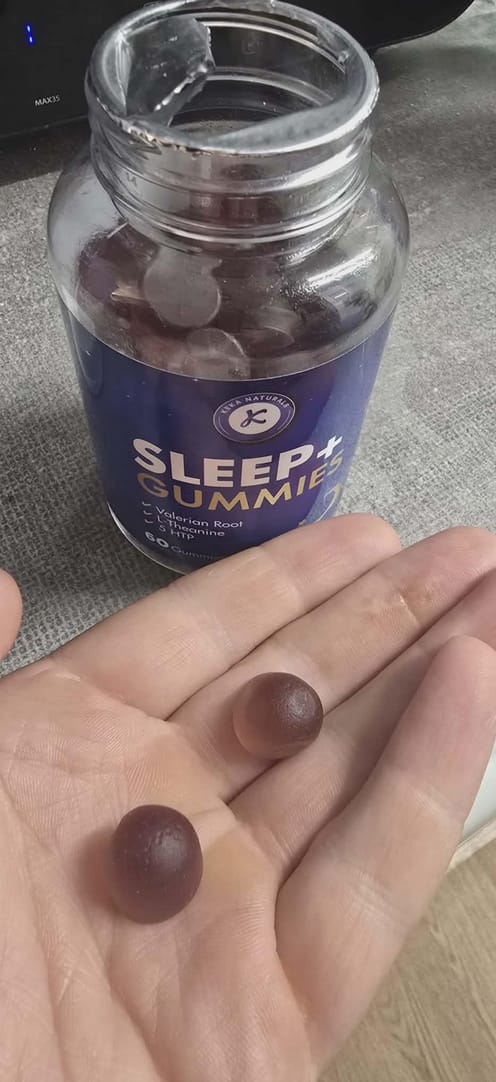 Customer photo review of Sleep Gummies