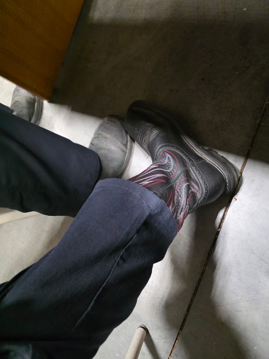 Customer photo review of Ariat Men’s Sierra Shock Shield Steel Toe Work Boot