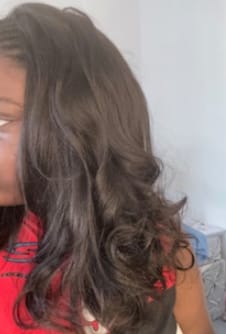 Customer photo review of Wavymy Pre-Styled Butterfly Cut Layer Yaki Straight Natural Wave Wig Beginner Friendly Wig Human Hair Wig 250% Density