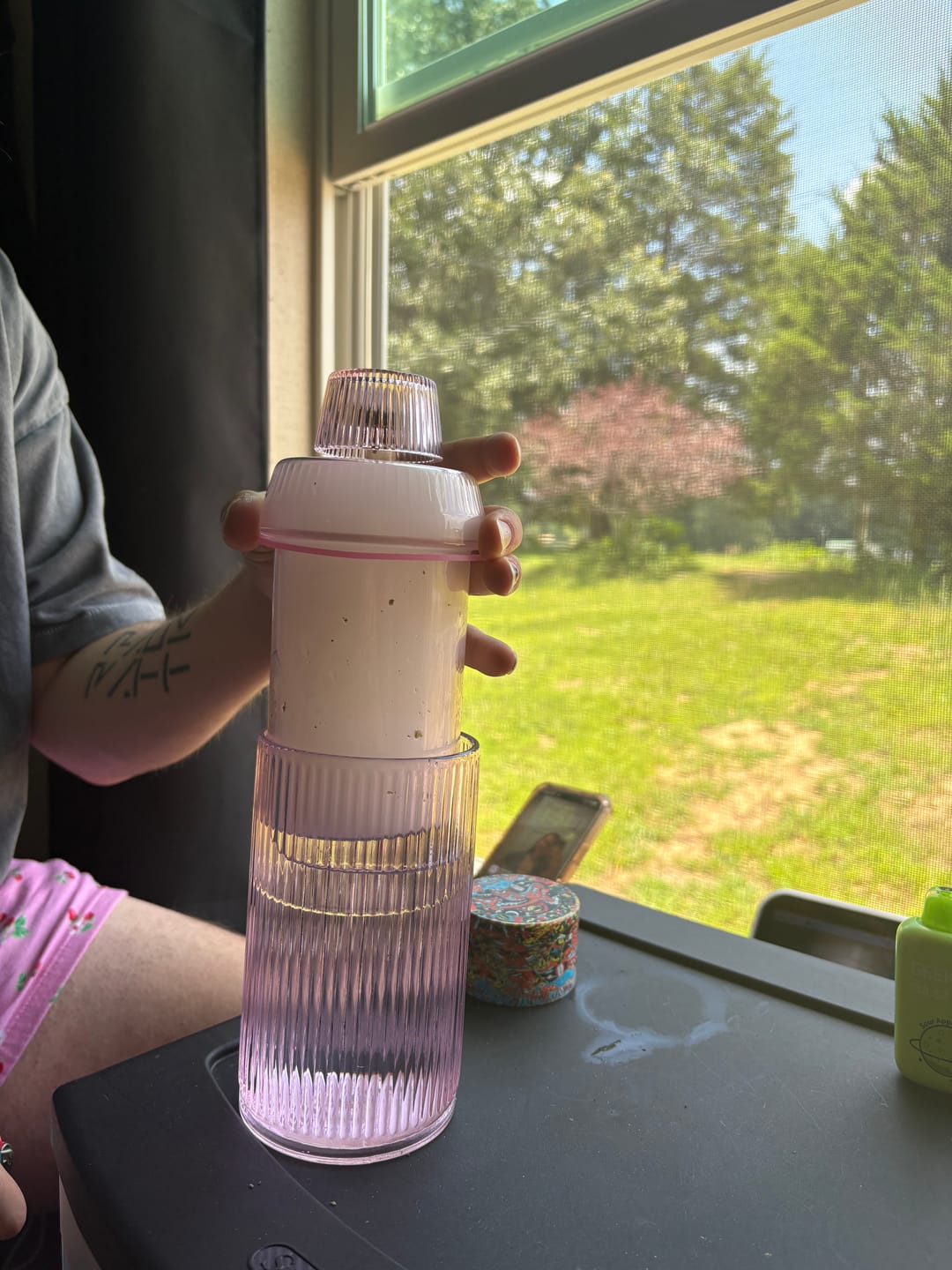 Customer photo review of Deco Gravity Bong