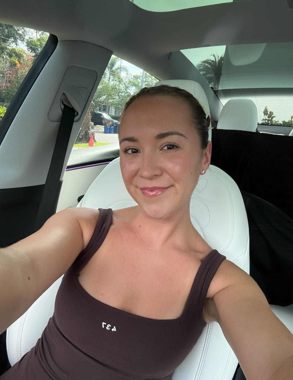 Customer photo review of The Square Tank / Espresso