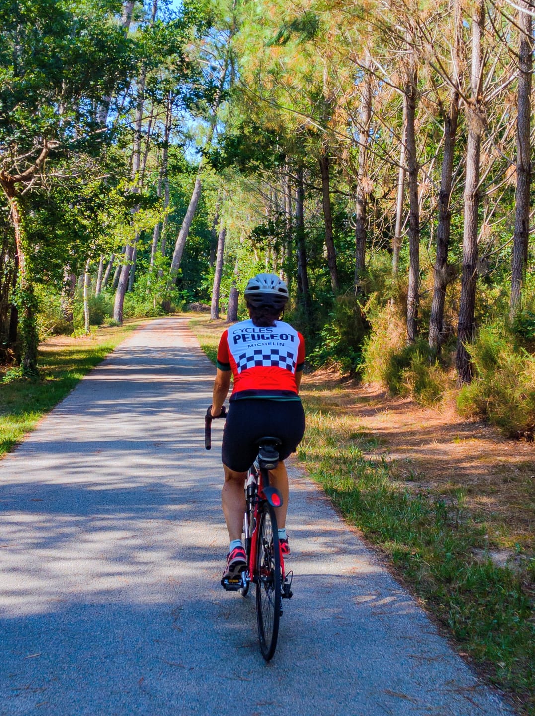 Customer photo review of Red Peugeot Retro Short Sleeve Cycling Jersey