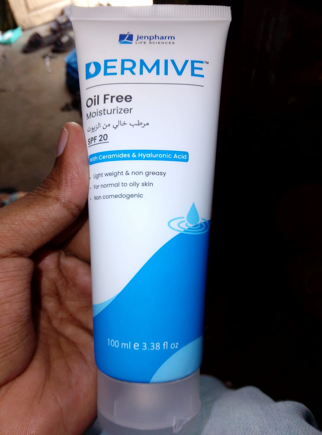 Customer photo review of Dermive Oil Free Moisturizer