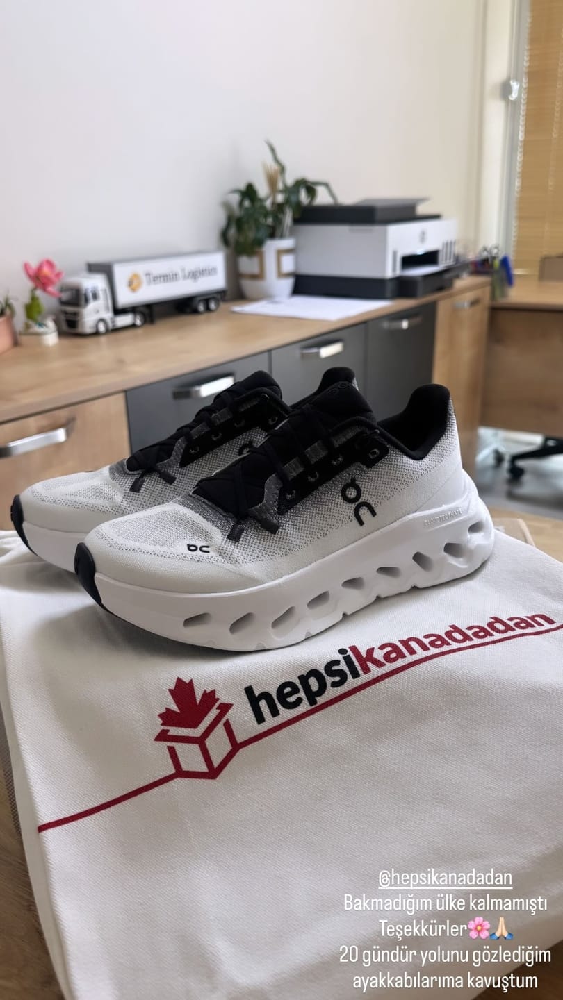 Customer photo review of ON Women's Cloudtilt Black/Ivory