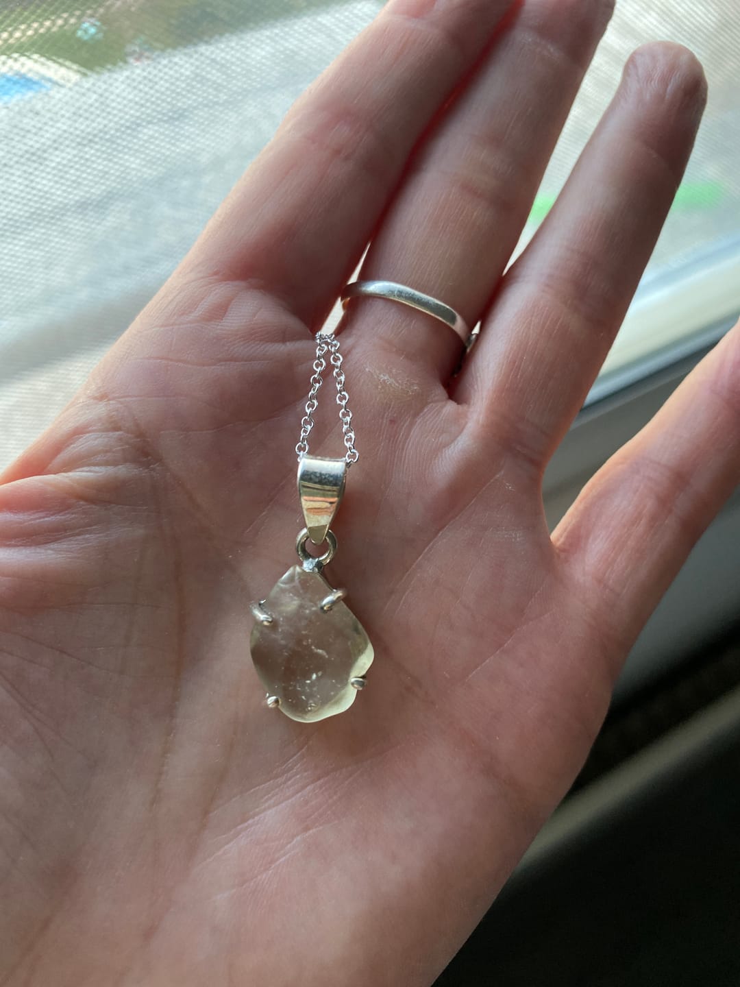 Customer photo review of Colgante Cristal de Libia | Espiritualidad - Conciencia