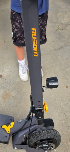Customer photo review of Ausom L1 Electric Scooter