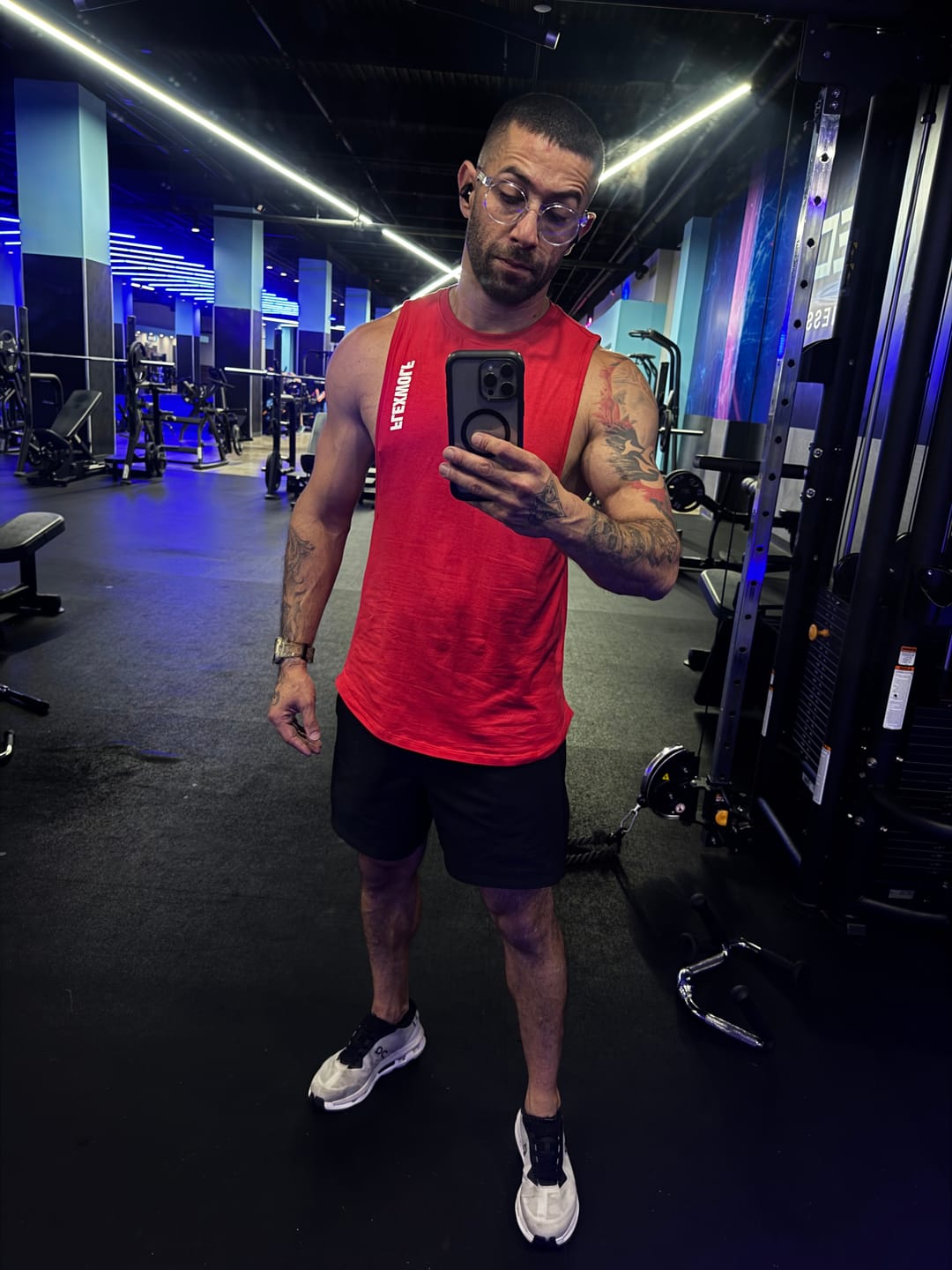 Customer photo review of Flex Arm Tank