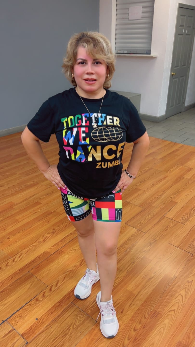Customer photo review of Worldwide Unisex Crew Neck Tee - Black