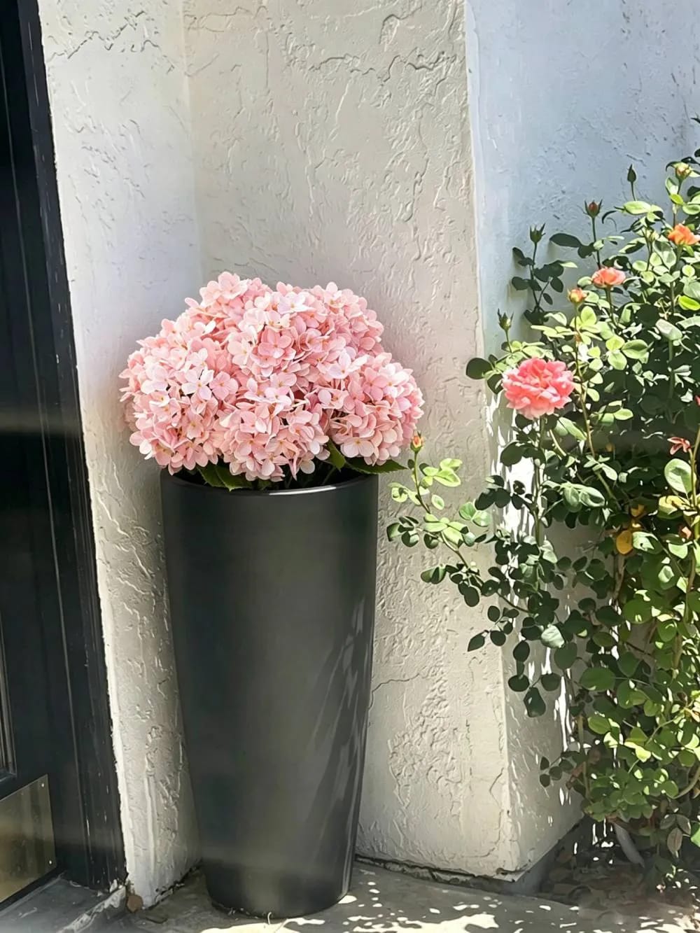 Customer photo review of Artificial Outdoor Hydrangea Flowers - UV resistant, Waterproof, Windproof