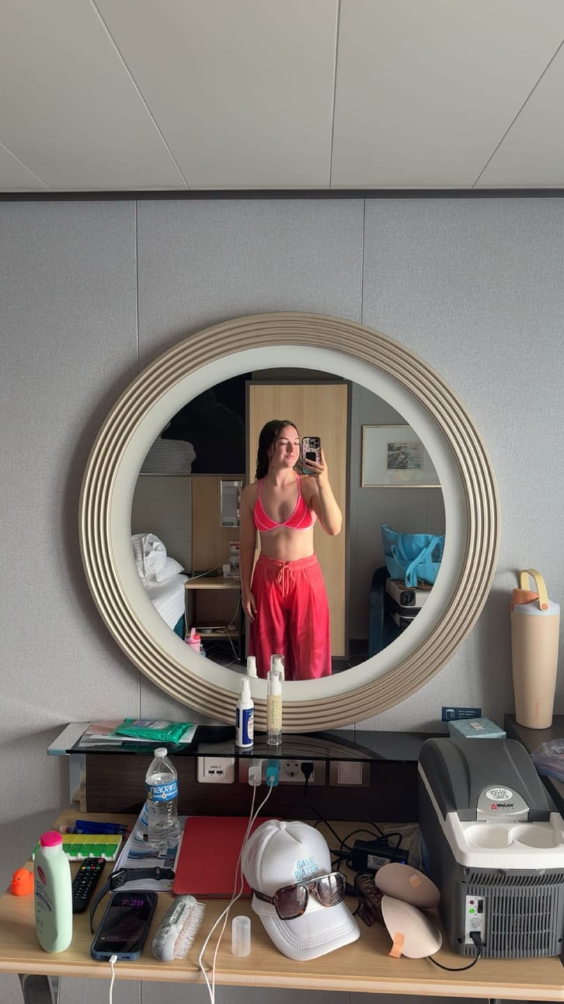 Customer photo review of LILY Melon Pop Minimal Triangle Top