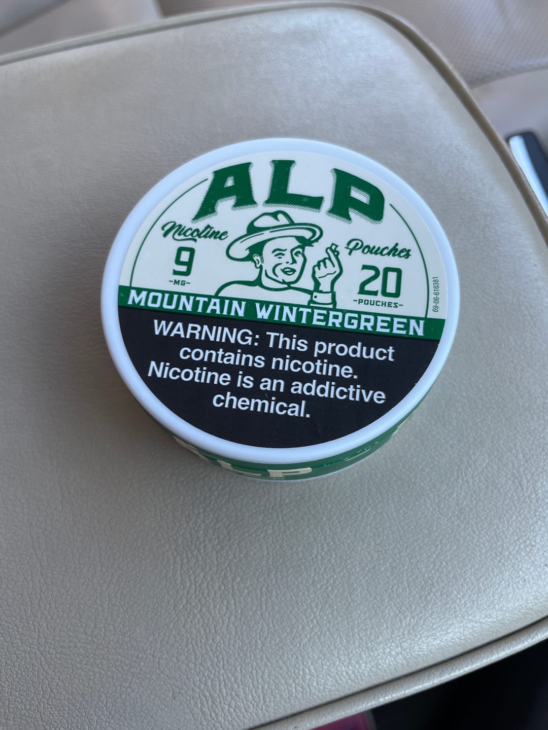 Customer photo review of Mountain Wintergreen Nicotine Pouches