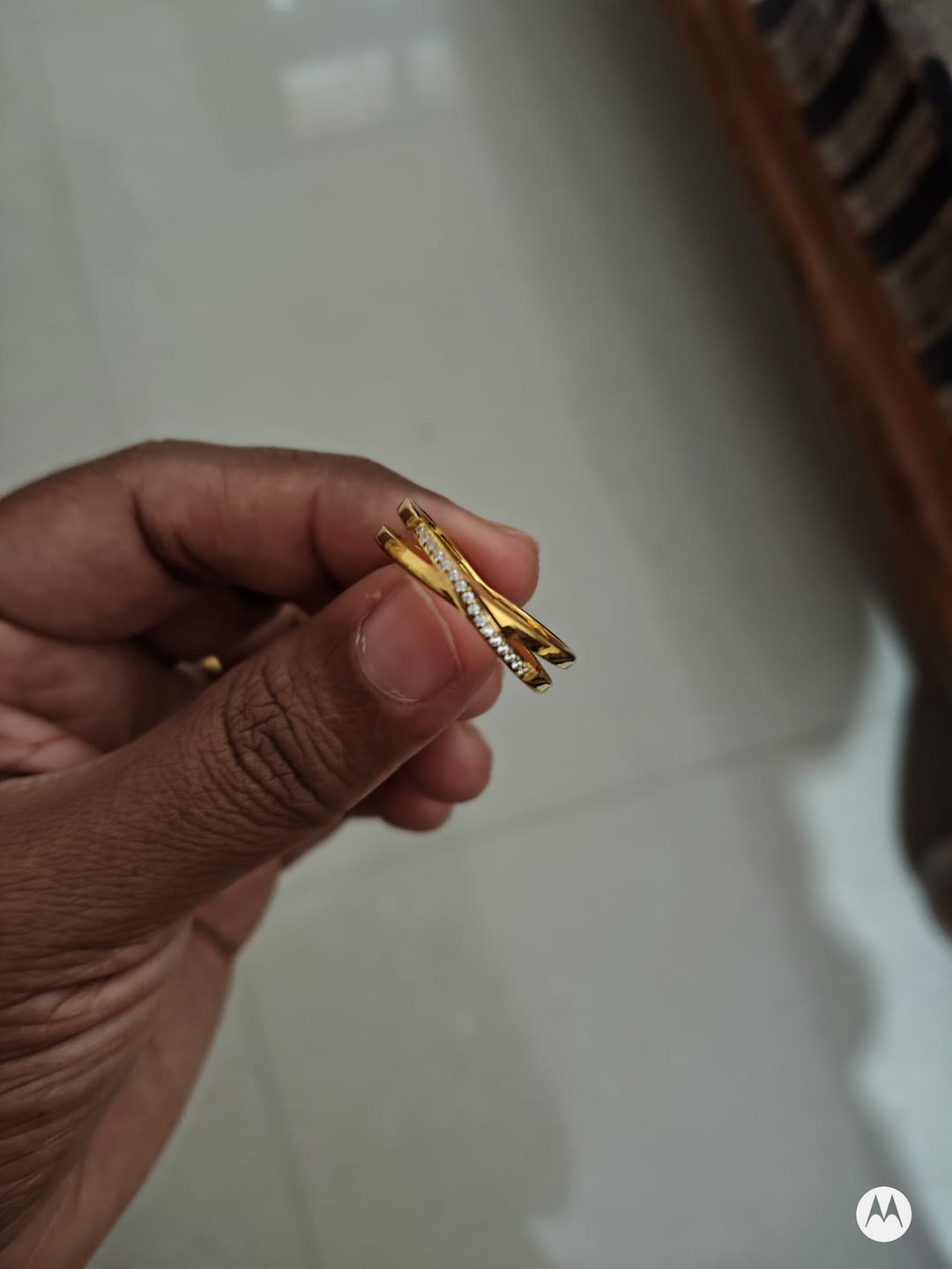 Customer photo review of Cross-Over Stones Lined Twist Ring