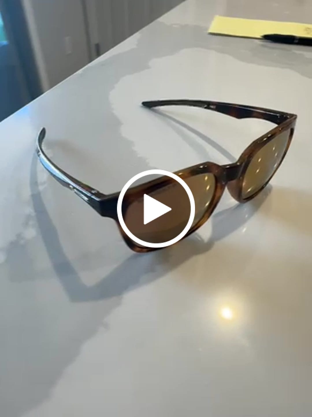Customer video review of Holly | Adventure Sunglasses